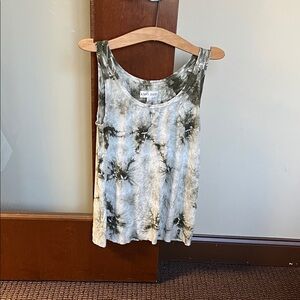 Knox Rose Green and White Tie-Dye Tank Top
